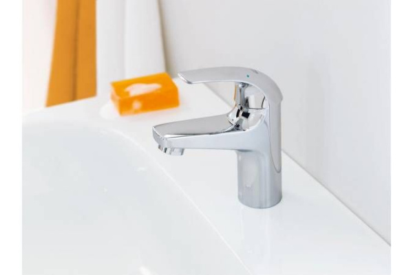 Смеситель для раковины Grohe BauCurve, хром, 32848000